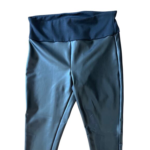 Assets by SPANX Faux Leather Leggings Black High Rise Shaping Size XL EUC - Picture 4 of 7